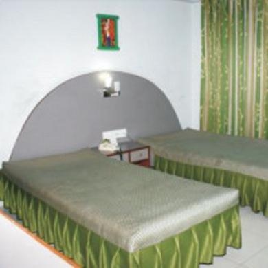 Neeranand Dalhousie- A Pure Vegetarian Hotel 加尔各答 外观 照片