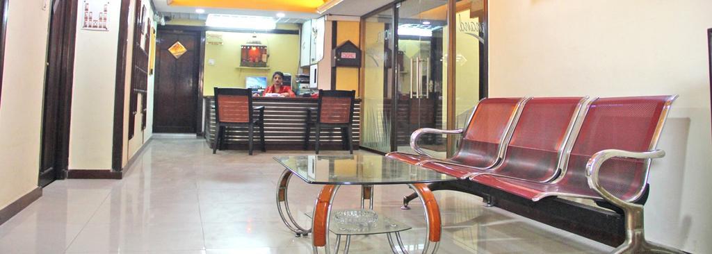 Neeranand Dalhousie- A Pure Vegetarian Hotel 加尔各答 外观 照片